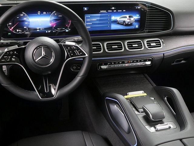 new 2025 Mercedes-Benz GLS 450 car, priced at $96,525
