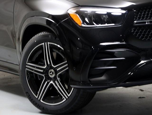 new 2025 Mercedes-Benz GLE 450 car, priced at $81,245