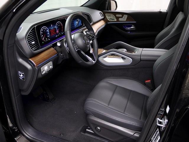 new 2025 Mercedes-Benz GLE 450 car, priced at $81,245