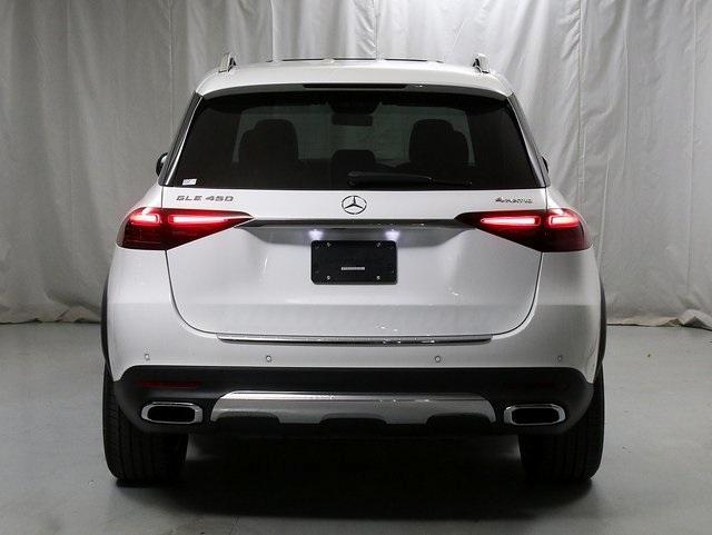 new 2025 Mercedes-Benz GLE 450 car, priced at $77,230