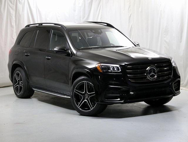 new 2025 Mercedes-Benz GLS 450 car, priced at $100,925