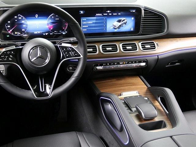 new 2025 Mercedes-Benz GLE 350 car, priced at $70,315