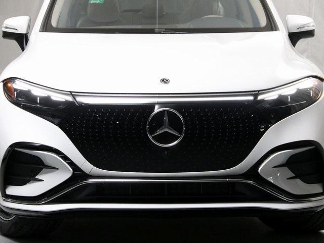 new 2025 Mercedes-Benz EQS 450 car, priced at $120,445