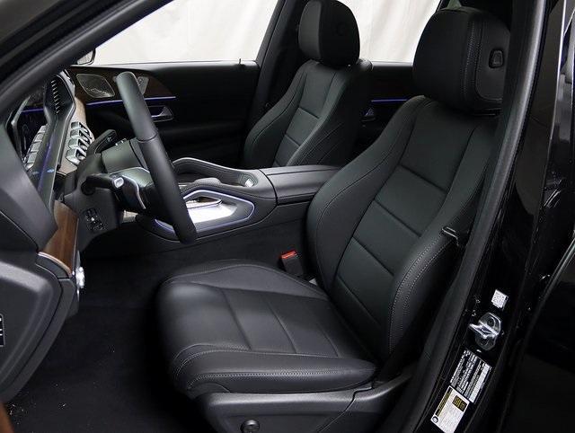 new 2025 Mercedes-Benz GLE 450 car, priced at $80,145