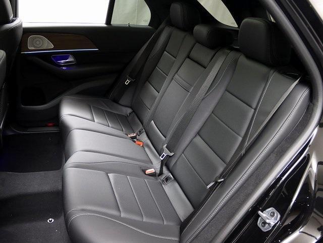 new 2025 Mercedes-Benz GLE 450 car, priced at $80,145