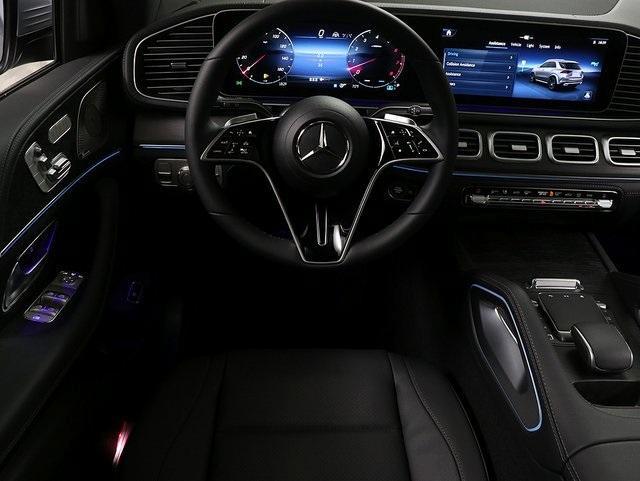 new 2025 Mercedes-Benz GLE 450 car, priced at $81,405