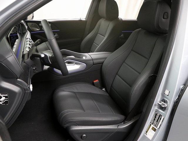 new 2025 Mercedes-Benz GLE 450 car, priced at $81,405