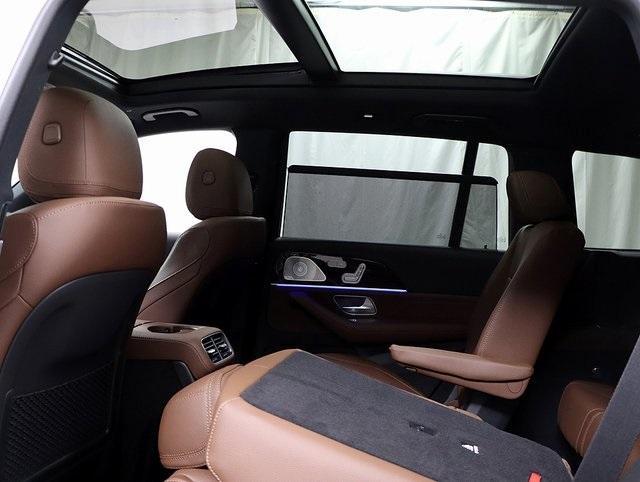 new 2025 Mercedes-Benz GLS 450 car, priced at $98,165