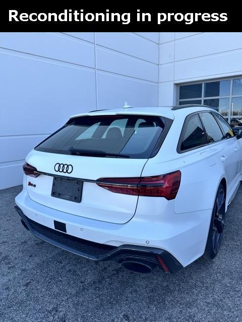 used 2022 Audi RS 6 Avant car, priced at $92,991