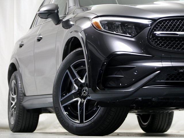 new 2025 Mercedes-Benz GLC 300 car, priced at $60,785