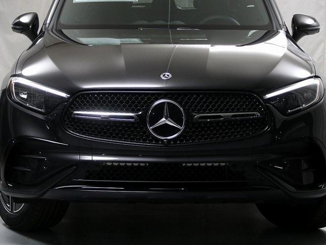 new 2025 Mercedes-Benz GLC 300 car, priced at $60,785