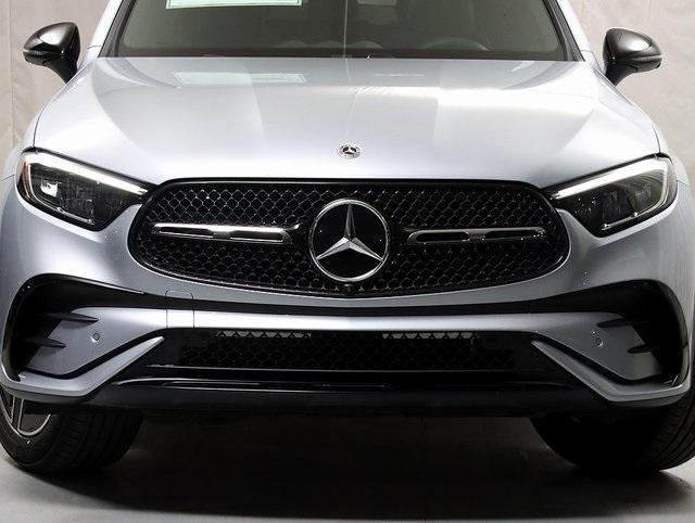 new 2025 Mercedes-Benz GLC 300 car, priced at $64,735