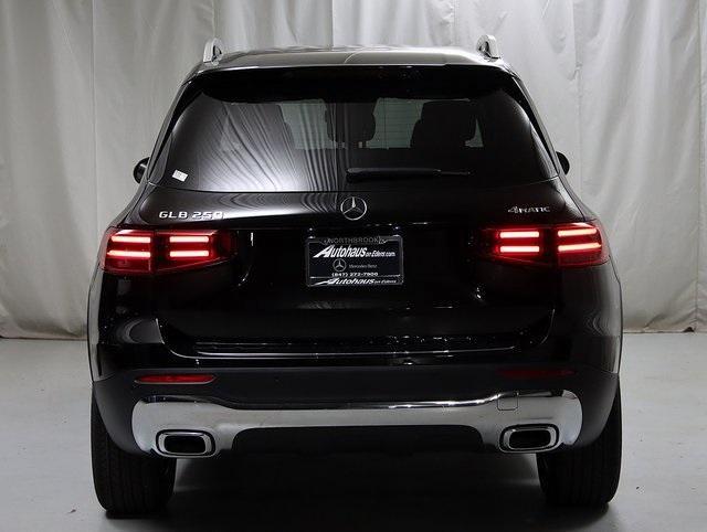 new 2025 Mercedes-Benz GLB 250 car, priced at $51,095