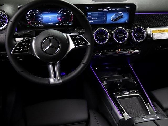 new 2025 Mercedes-Benz GLB 250 car, priced at $51,095