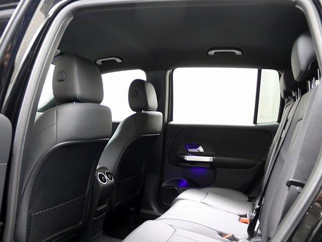 new 2025 Mercedes-Benz GLB 250 car, priced at $51,095