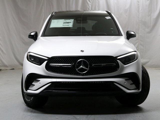 new 2025 Mercedes-Benz GLC 300 car, priced at $62,585