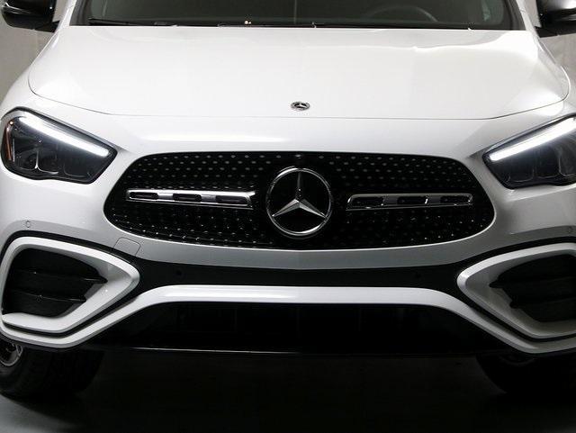 new 2025 Mercedes-Benz GLA 250 car, priced at $53,270