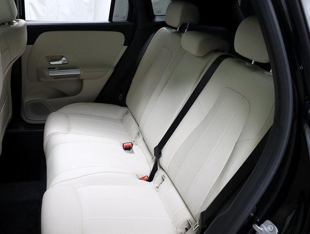 used 2025 Mercedes-Benz GLA 250 car, priced at $42,801