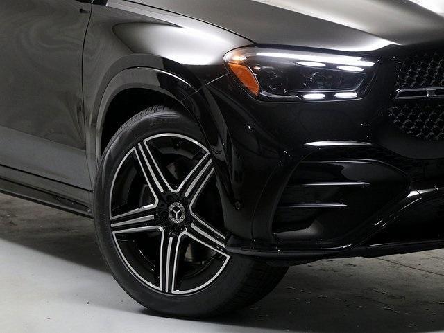 new 2025 Mercedes-Benz GLE 580 car, priced at $100,565