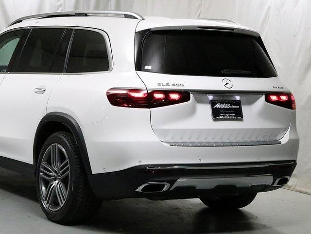 new 2025 Mercedes-Benz GLS 450 car, priced at $90,980