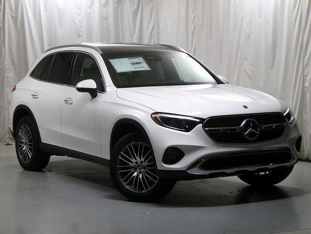 new 2025 Mercedes-Benz GLC 300 car, priced at $58,095