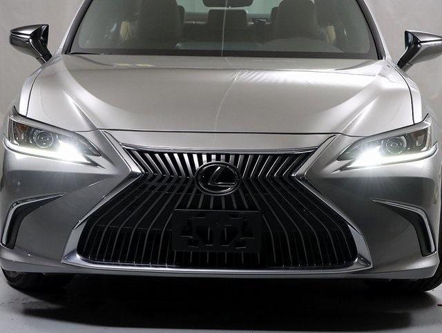used 2020 Lexus ES 350 car, priced at $31,273