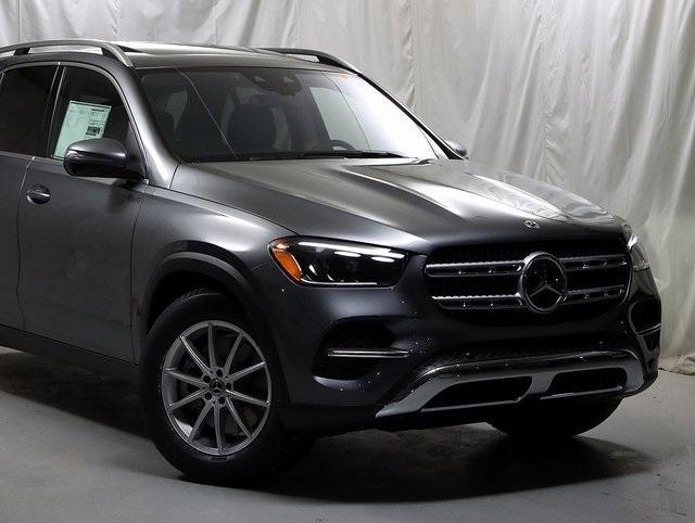 new 2025 Mercedes-Benz GLE 450 car, priced at $80,420