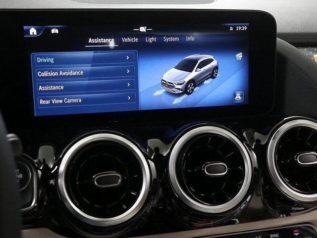 new 2025 Mercedes-Benz GLA 250 car, priced at $44,250