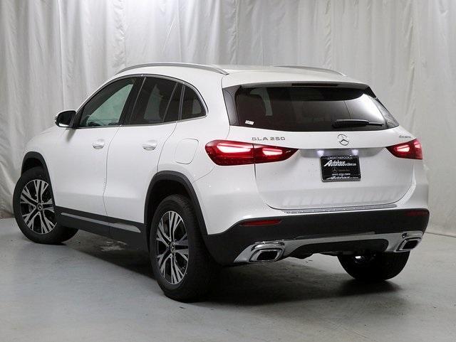 new 2025 Mercedes-Benz GLA 250 car, priced at $44,250