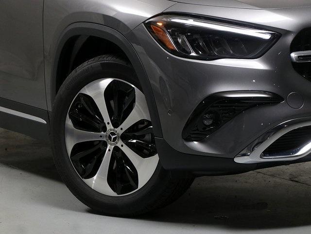 new 2025 Mercedes-Benz GLA 250 car, priced at $51,045