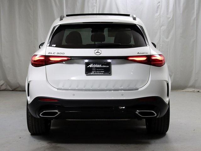 new 2025 Mercedes-Benz GLC 300 car, priced at $61,270