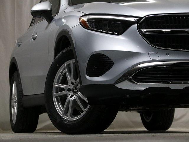 new 2025 Mercedes-Benz GLC 300 car, priced at $57,685