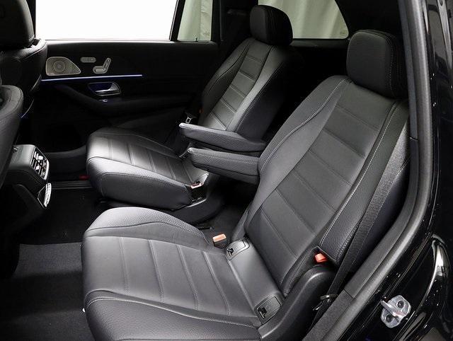 new 2025 Mercedes-Benz GLS 450 car, priced at $103,095