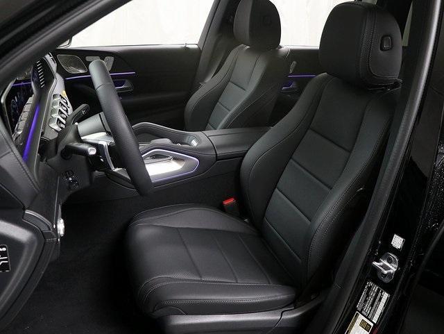 new 2025 Mercedes-Benz GLS 450 car, priced at $98,145