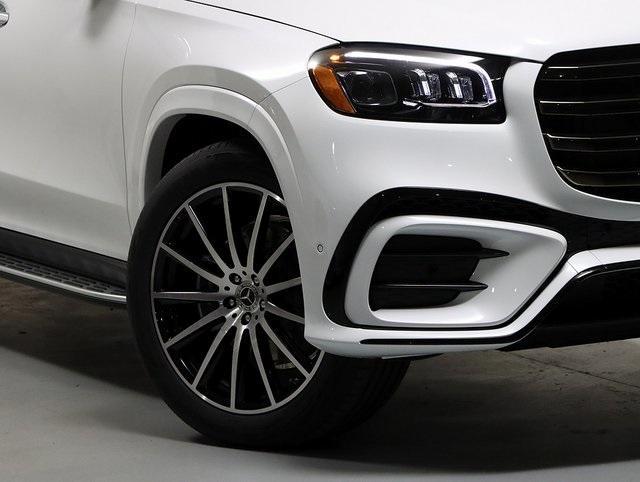 new 2026 Mercedes-Benz GLS 580 car, priced at $125,745