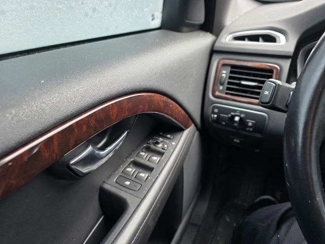 used 2015 Volvo XC70 car, priced at $19,541