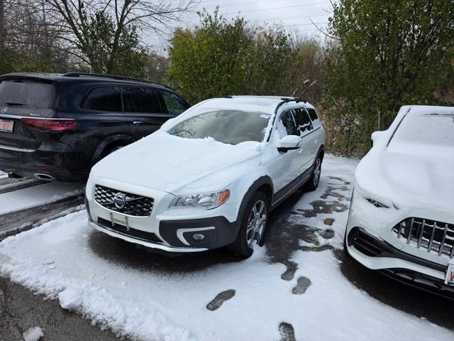 used 2015 Volvo XC70 car, priced at $19,541