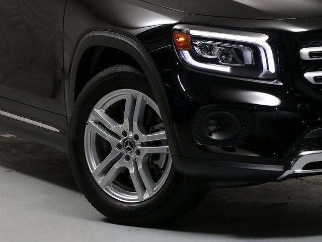 used 2022 Mercedes-Benz GLB 250 car, priced at $32,994
