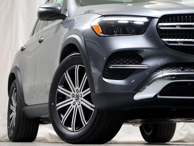 new 2025 Mercedes-Benz GLE 450 car, priced at $77,095