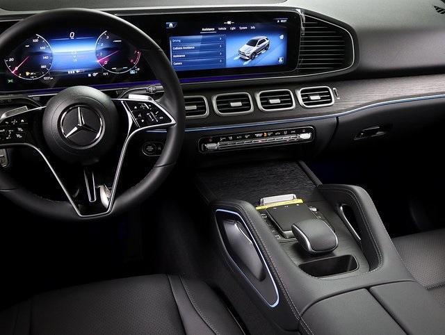 new 2025 Mercedes-Benz GLE 450 car, priced at $77,095