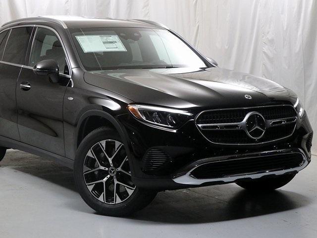 new 2025 Mercedes-Benz GLC 350e car, priced at $67,385