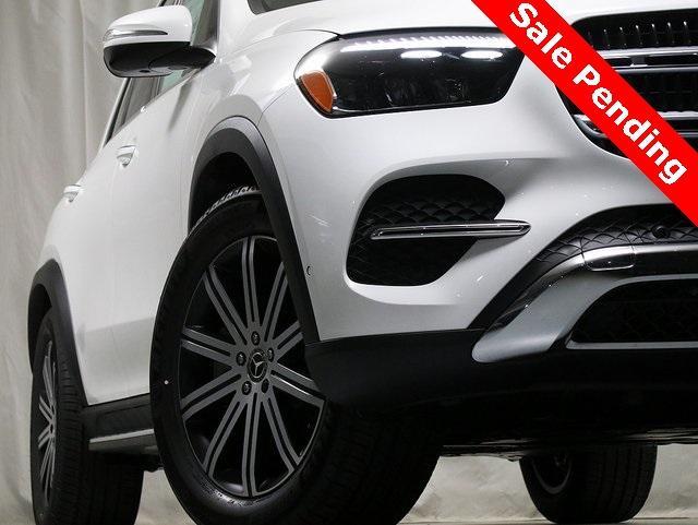 used 2025 Mercedes-Benz GLE 450 car, priced at $70,564