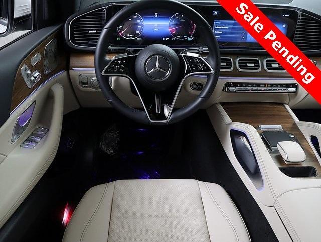 used 2025 Mercedes-Benz GLE 450 car, priced at $70,564