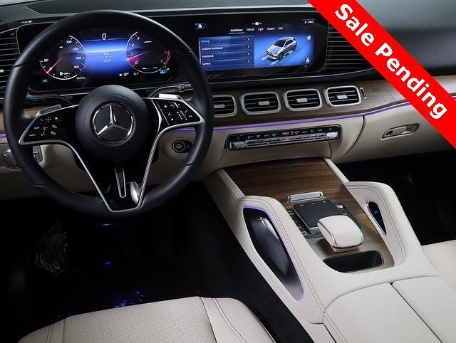 used 2025 Mercedes-Benz GLE 450 car, priced at $70,564