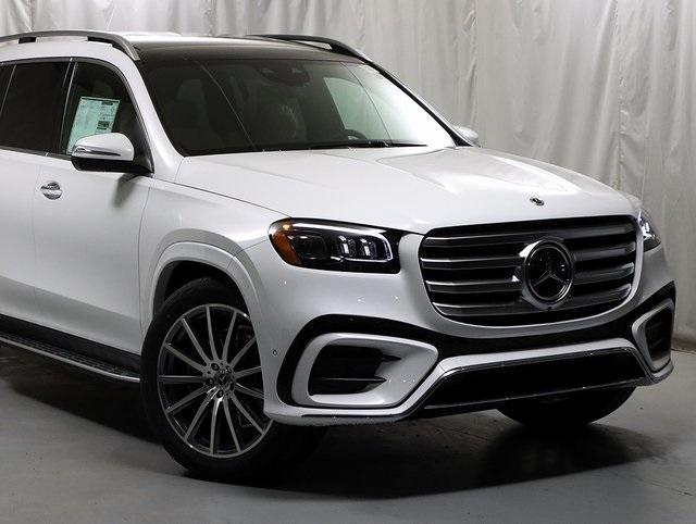new 2025 Mercedes-Benz GLS 450 car, priced at $106,545