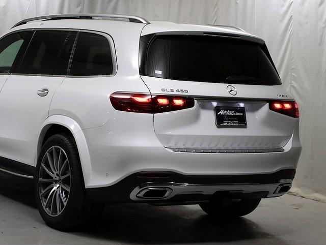 new 2025 Mercedes-Benz GLS 450 car, priced at $106,545