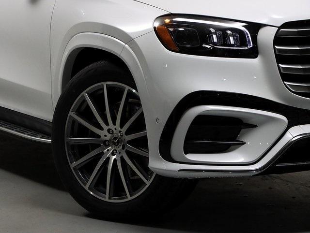 new 2025 Mercedes-Benz GLS 450 car, priced at $106,545