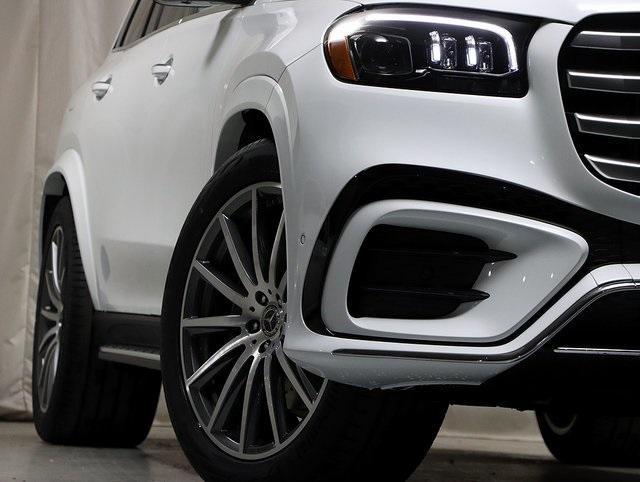 new 2025 Mercedes-Benz GLS 450 car, priced at $106,545