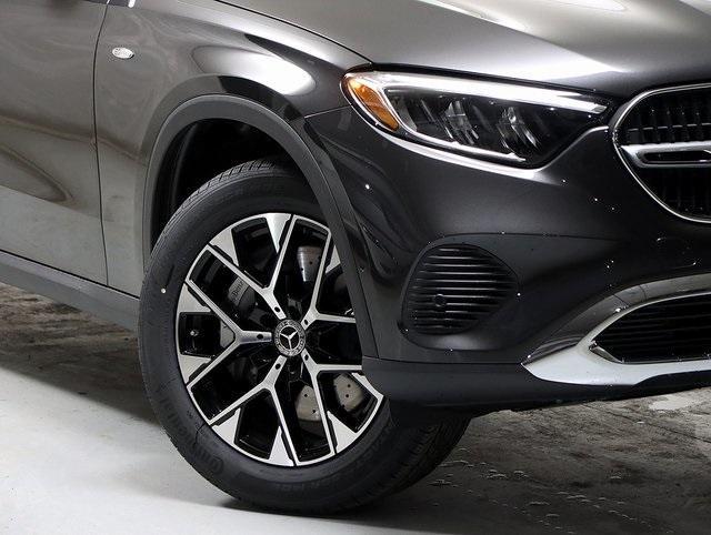 new 2025 Mercedes-Benz GLC 350e car, priced at $66,265