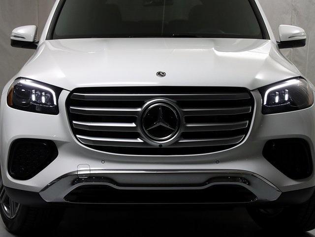 new 2025 Mercedes-Benz GLS 450 car, priced at $97,395